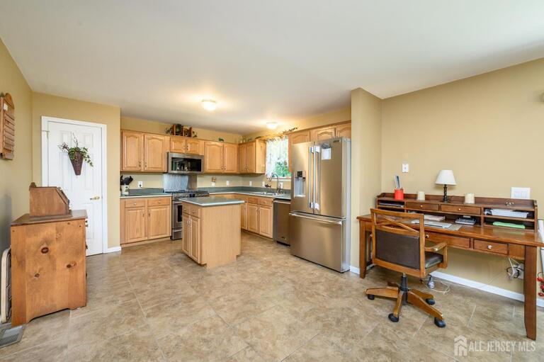 Photo 9 of 19 Indian Trail, Southampton NJ 08088, Southampton, NJ