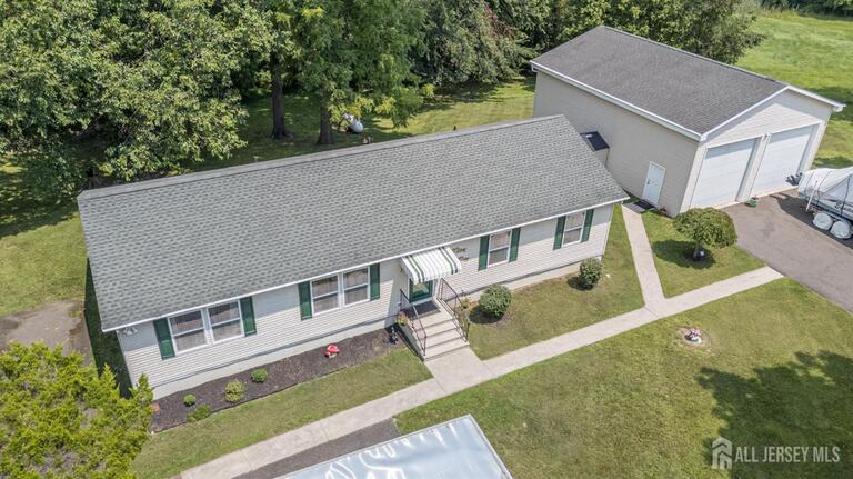Photo 35 of 19 Indian Trail, Southampton NJ 08088, Southampton, NJ