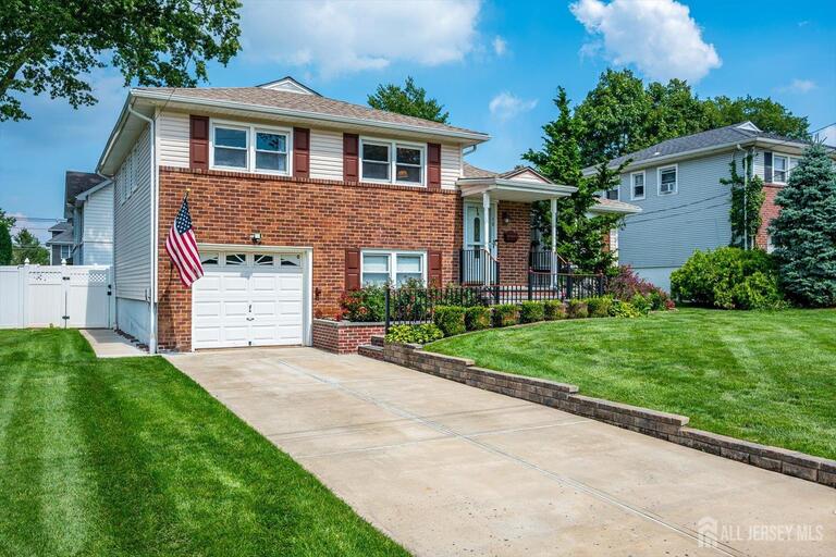 Photo 2 of 12 Dixon Drive, Woodbridge Proper NJ 07095, Woodbridge Proper, NJ