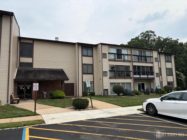 Photo 2 of 278 Crosse Drive # 2G, Monroe NJ 08831, Monroe, NJ