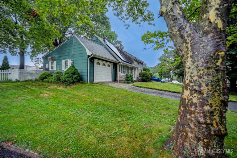 Photo 2 of 901 Milton Boulevard, Rahway NJ 07065, Rahway, NJ