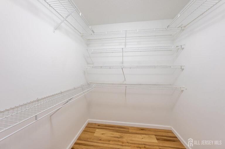Photo 32 of 122 Prestwick Way, Edison NJ 08820, Edison, NJ