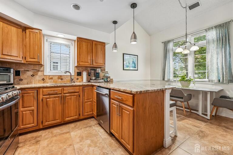 Photo 15 of 65 Winthrop Road # D, Monroe NJ 08831, Monroe, NJ