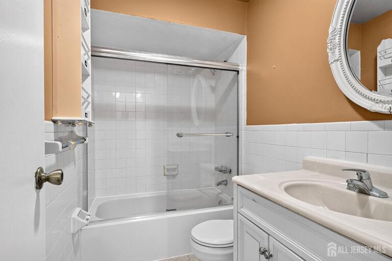 Photo 20 of 71 Highview Drive, Woodbridge Proper NJ 07095, Woodbridge Proper, NJ