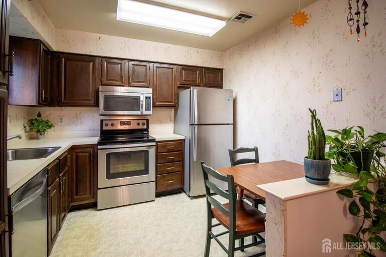 Photo 8 of 806 Sewell Road # C, Monroe NJ 08831, Monroe, NJ