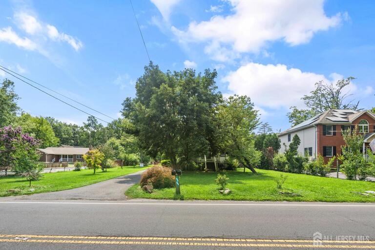 Photo 7 of 192-194 Deans Lane, South Brunswick NJ 08852, South Brunswick, NJ