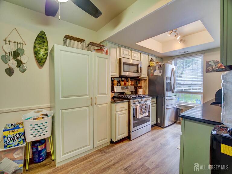 Photo 4 of 272 Bishop Court, Old Bridge NJ 08857, Old Bridge, NJ