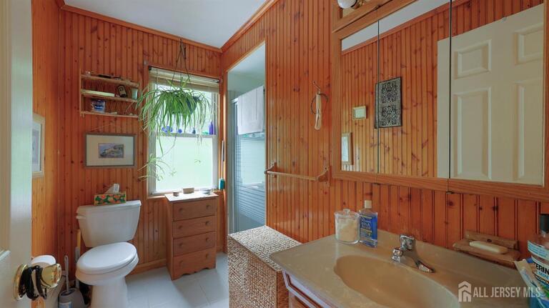 Photo 17 of 242 Karsey Street, Highland Park NJ 08904, Highland Park, NJ