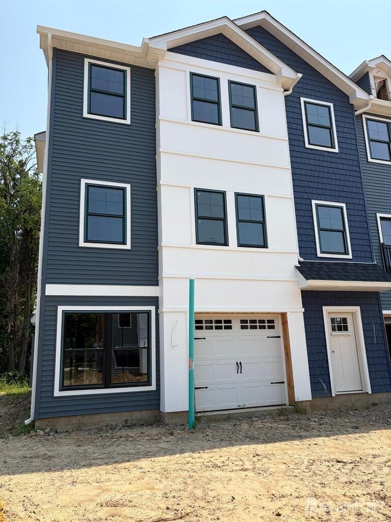 Photo 5 of 26 Bonus Court, Sayreville NJ 08879, Sayreville, NJ