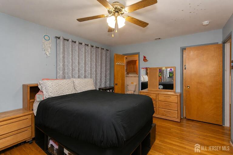 Photo 21 of 25 Huntington Road, Edison NJ 08820, Edison, NJ