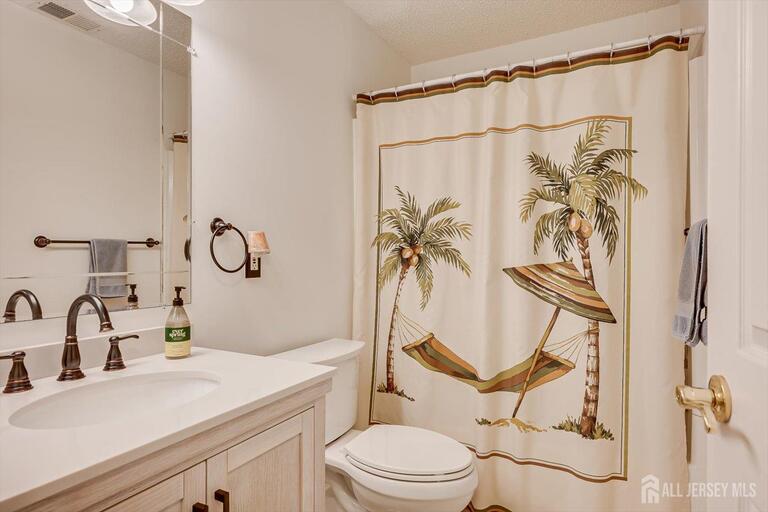 Photo 21 of 1801 Bayhead Drive, Sayreville NJ 08859, Sayreville, NJ
