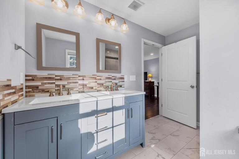 Photo 21 of 586 Dial Avenue, Piscataway NJ 08854, Piscataway, NJ
