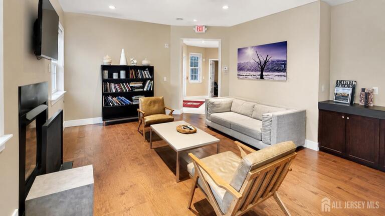 Photo 26 of 432 Tower Boulevard, Piscataway NJ 08854, Piscataway, NJ