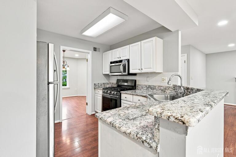 Photo 12 of 5 Cherrywood Drive, Piscataway NJ 08854, Piscataway, NJ