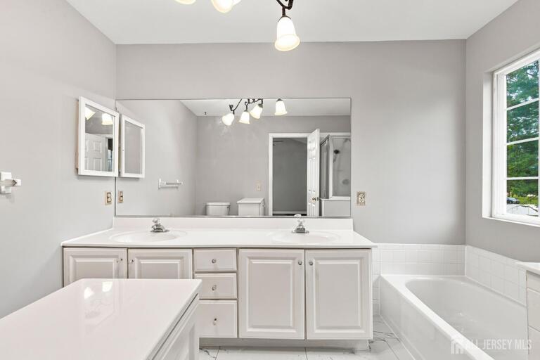 Photo 23 of 5 Cherrywood Drive, Piscataway NJ 08854, Piscataway, NJ