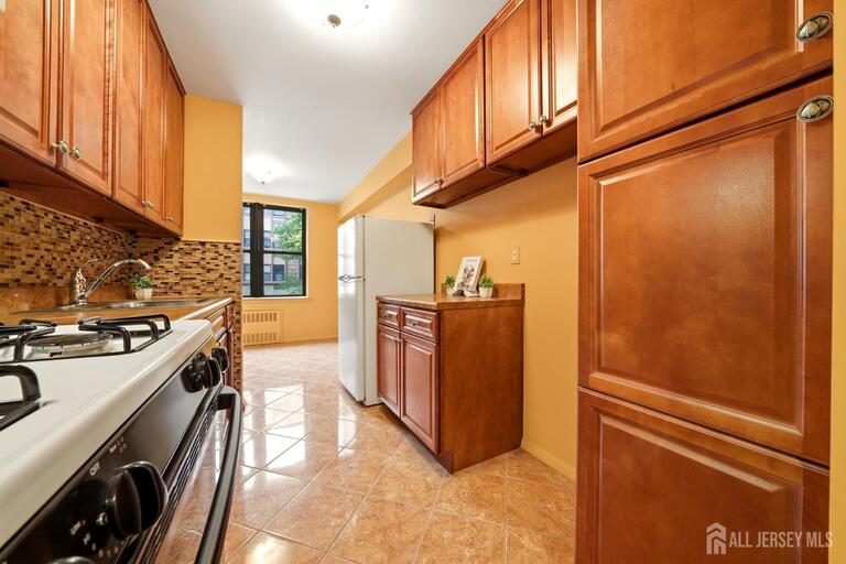 Photo 22 of 1874 Pelham Pkwy S, New York City NY 10461, New York City, NY