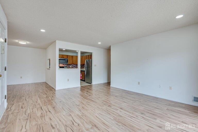 Photo 8 of 349 Lancaster Court, Piscataway NJ 08854, Piscataway, NJ
