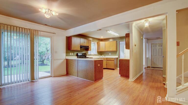 Photo 9 of 8 Forden Court, Sayreville NJ 08872, Sayreville, NJ