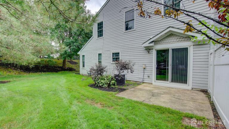 Photo 3 of 8 Forden Court, Sayreville NJ 08872, Sayreville, NJ