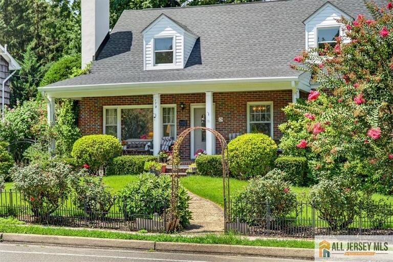 Photo 2 of 179 Lake Avenue, Metuchen NJ 08840, Metuchen, NJ