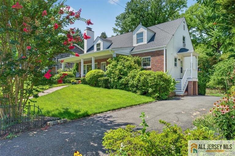 Photo 4 of 179 Lake Avenue, Metuchen NJ 08840, Metuchen, NJ