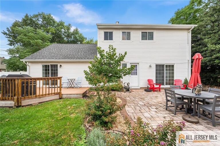 Photo 33 of 122 Benart Place, Middlesex NJ 08846, Middlesex, NJ