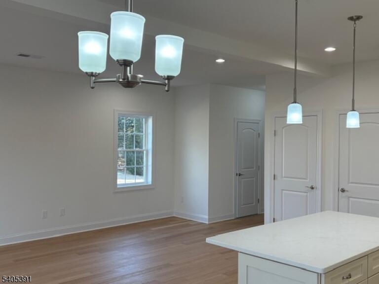 Property listing MLS 4004709 photo 4