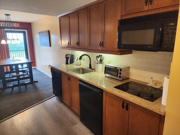 Property listing MLS 4010257 photo 24