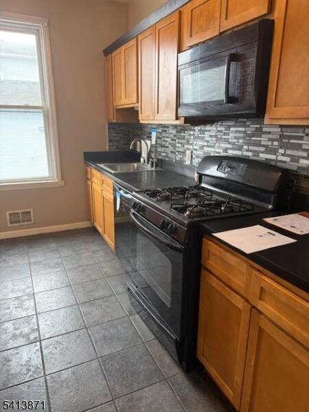 Property listing MLS 4011760 photo 28