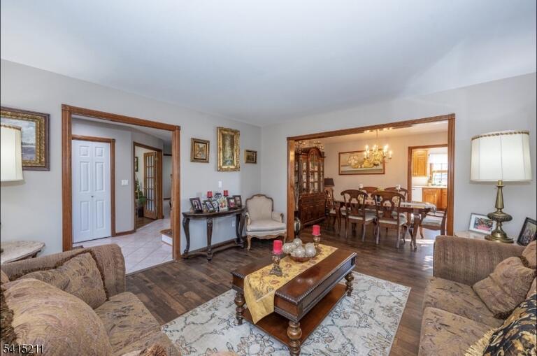 Property listing MLS 4012913 photo 18