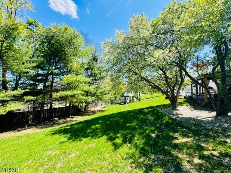 Property listing MLS 4012913 photo 44