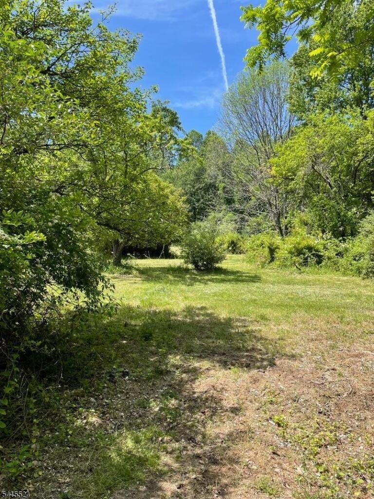 Property listing MLS 4013207 photo 32