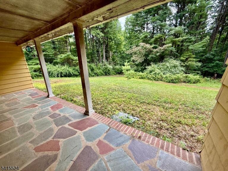 Property listing MLS 4013207 photo 4