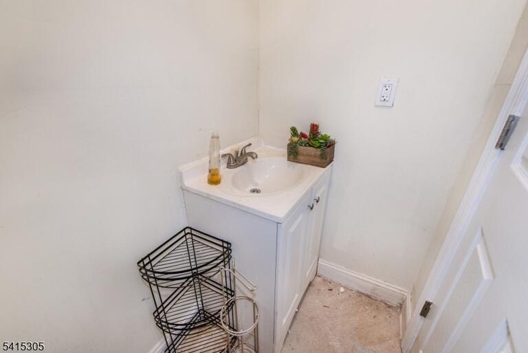 Property listing MLS 4013652 photo 17