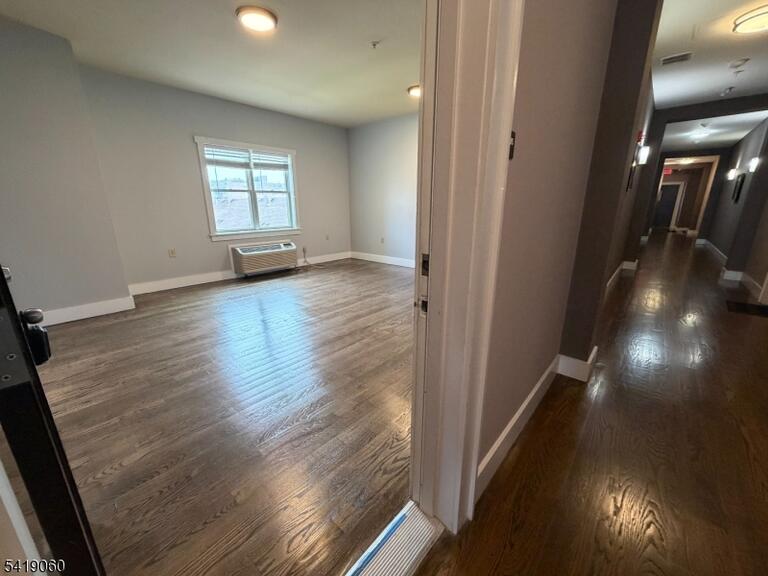 Property listing MLS 4016139 photo 4
