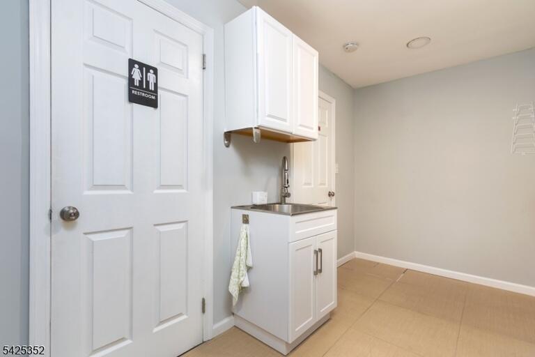 Property listing MLS 4022044 photo 15