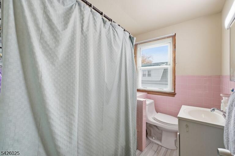 Property listing MLS 4022229 photo 12