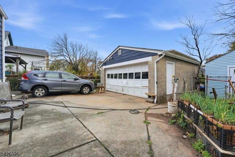 Property listing MLS 4022229 photo 22