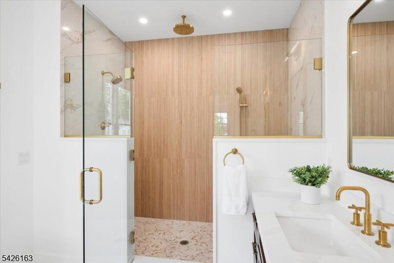 image-4022345-26.jpeg
