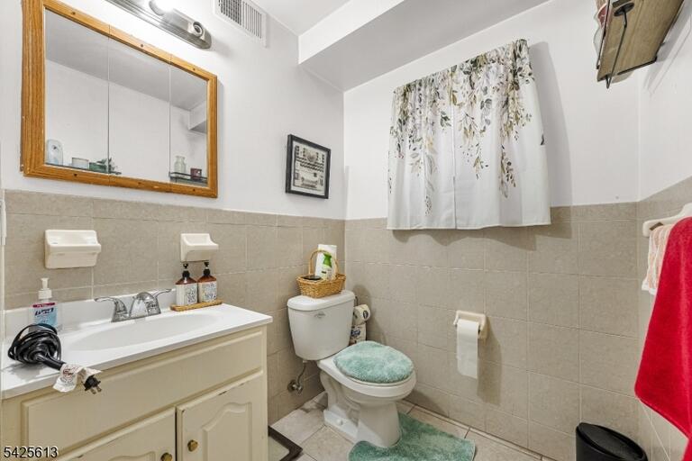 Property listing MLS 4022812 photo 10