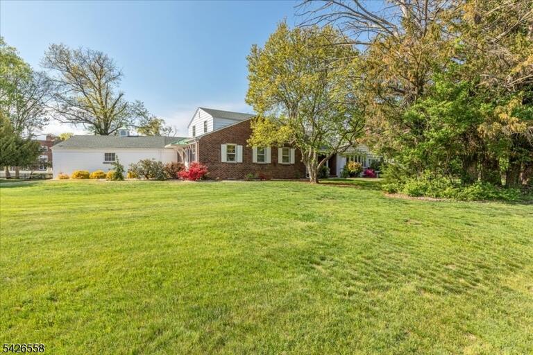 Property listing MLS 4023194 photo 47