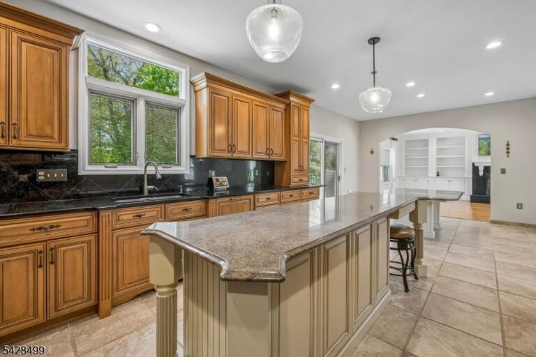 Property listing MLS 4024695 photo 13