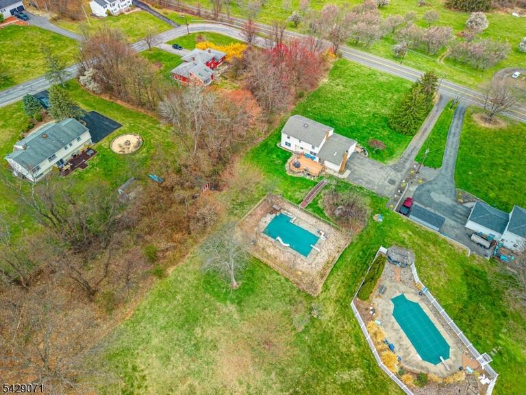 Property listing MLS 4025031 photo 22