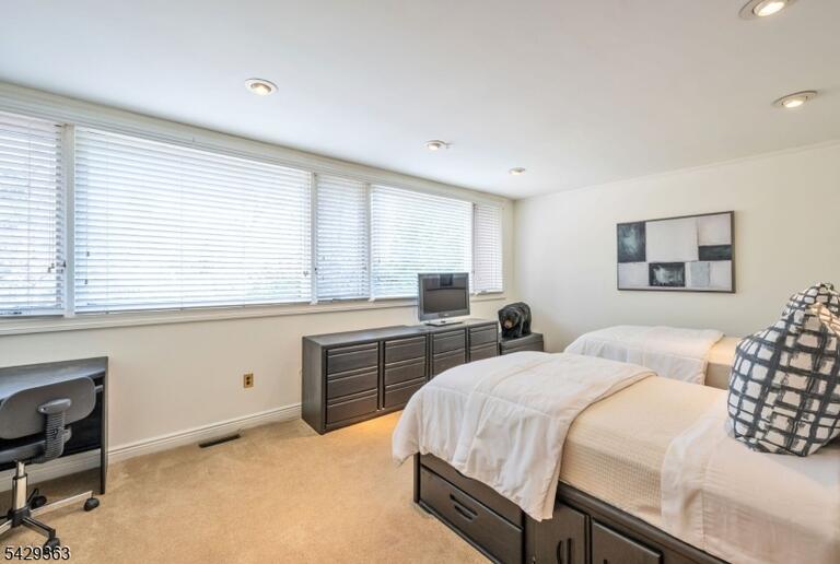 Property listing MLS 4025204 photo 29