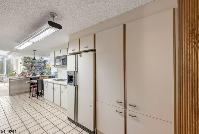 Property listing MLS 4026124 photo 11