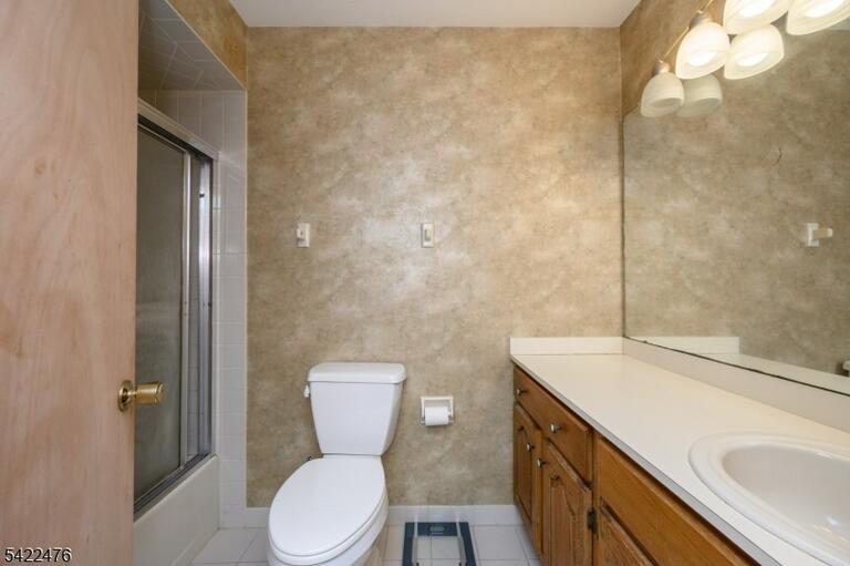 Property listing MLS 4033989 photo 23