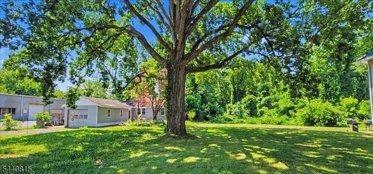 Property listing MLS 4035383 photo 3