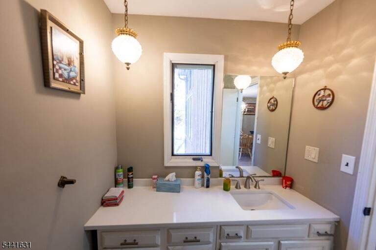 Property listing MLS 4036112 photo 23