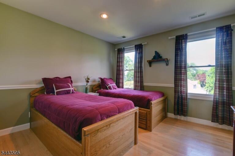 Property listing MLS 4038033 photo 35