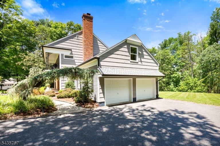 Property listing MLS 4038611 photo 37
